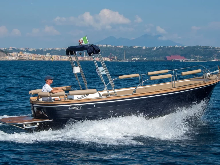 Uthyrning La Spezia - Mimi 7 CLASSIC av Samboat 
