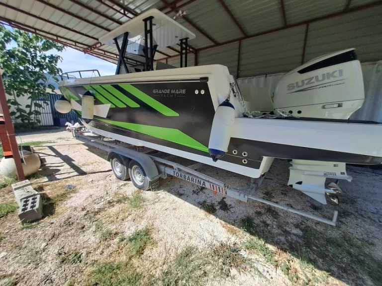 GRANDE MARE 29 GRANDE MARE 29 charter bareboat eller skeppad i Trogir 