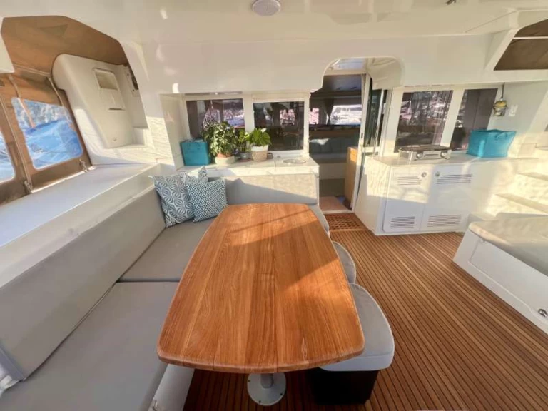 Uthyrning Katamaran  Lagoon med en båtlicens 