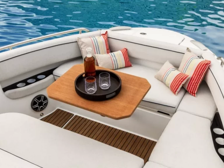 Uthyrning Motorbåt  i Makarska - Bénéteau Gran Turismo 36