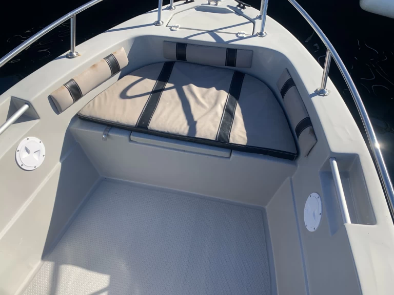Yacht charter Propriano billig Prusa 450