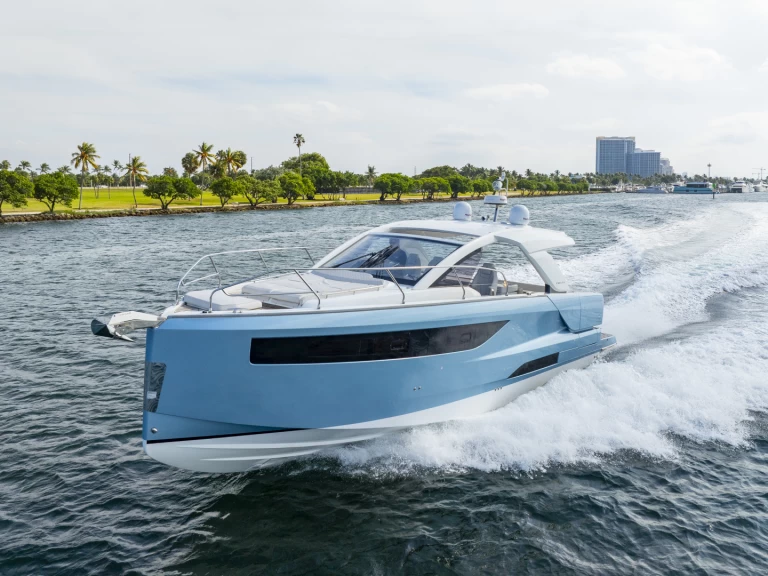 Hyr en Jeanneau db 43 Miami  