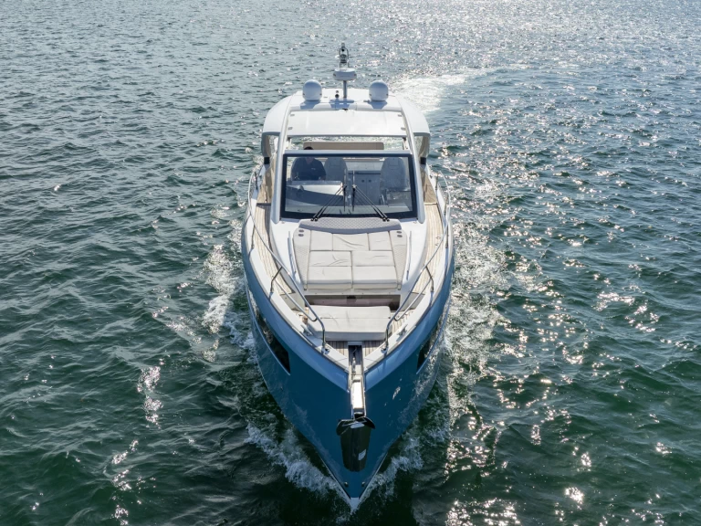 Uthyrning Lyx yacht i Miami  - Jeanneau db 43