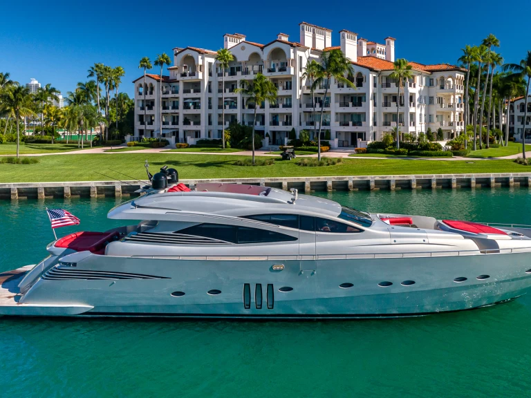 Båtuthyrning Pershing Pershing 90 i South Miami Beach på Samboat 