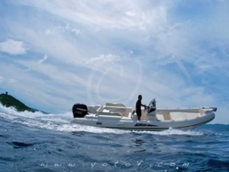 Yacht charter Port Grimaud billig BSC 73 Ocean