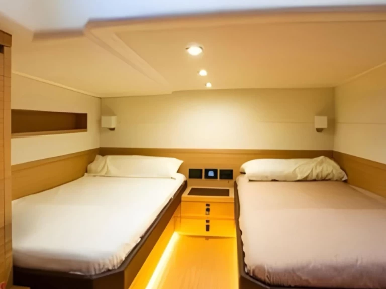 Yacht charter Ibiza Town billig Pardo 50