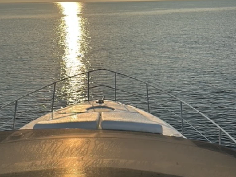 Båtuthyrning Azimut Azimut 42 Fly i San Vincenzo på Samboat 