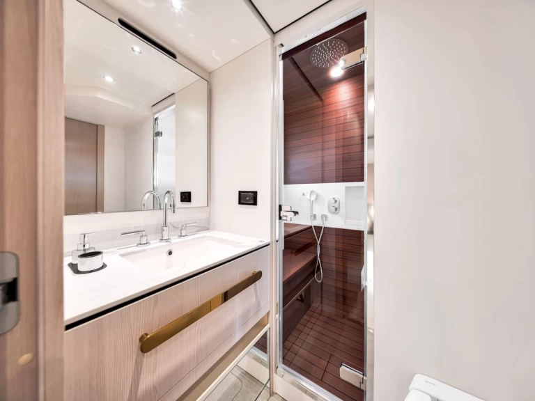 Hyr en Azimut 78 Fly Miami  