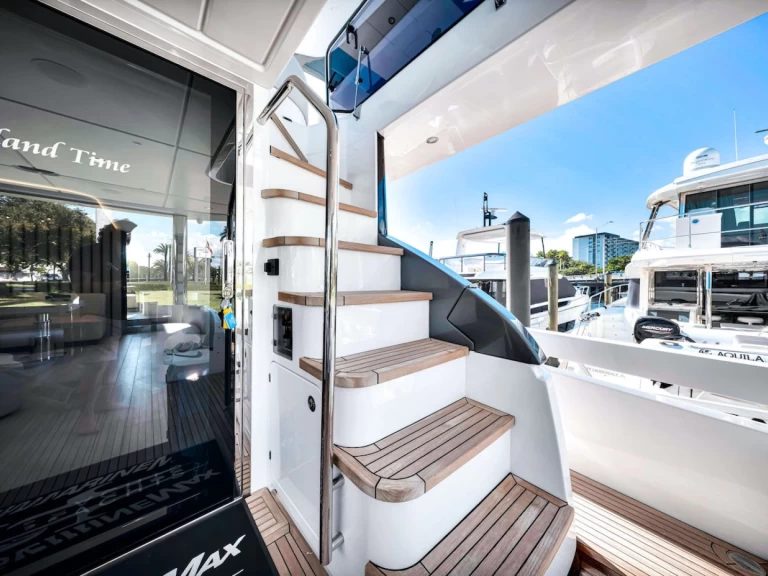 Hyr en Azimut 78 Fly Miami  