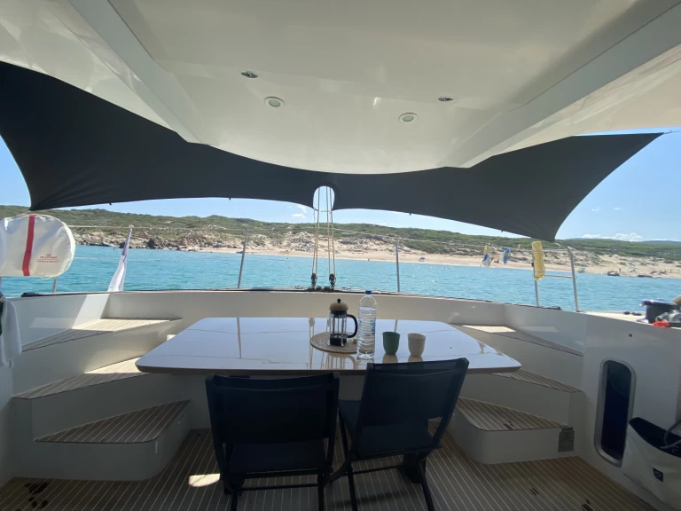 ALIBI ALIBI 54 charter bareboat eller skeppad i Pianottoli-Caldarello