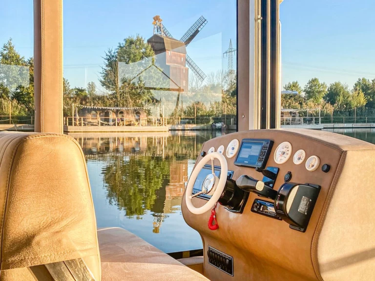 Hyr en Luxboot Luxboot Buchholz City 