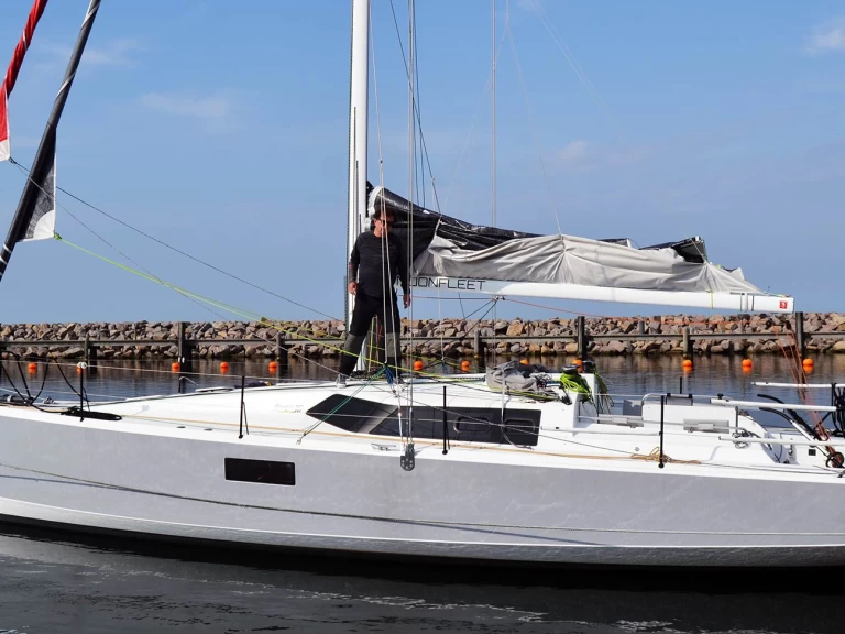 Båtuthyrning Pogo Structures Pogo 36 i La Trinité-sur-Mer på Samboat 