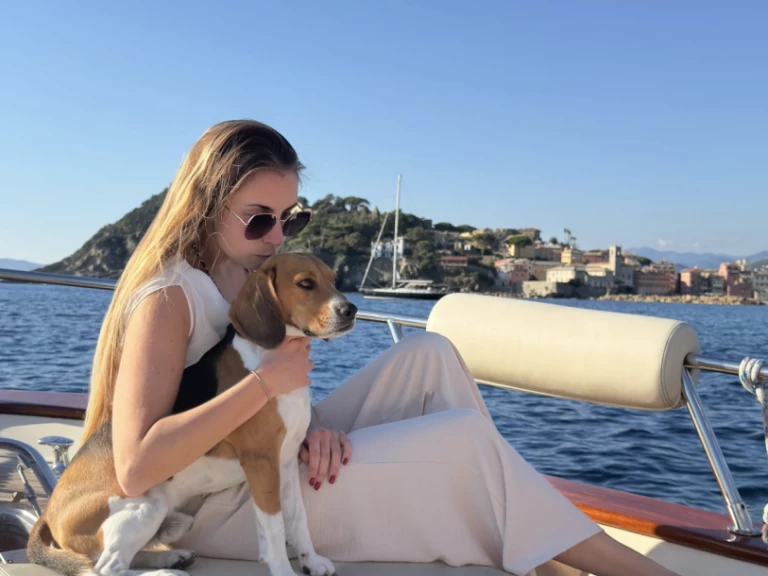 Hyra Motorbåt  med eller utan skeppare Fratelli Aprea Lavagna 