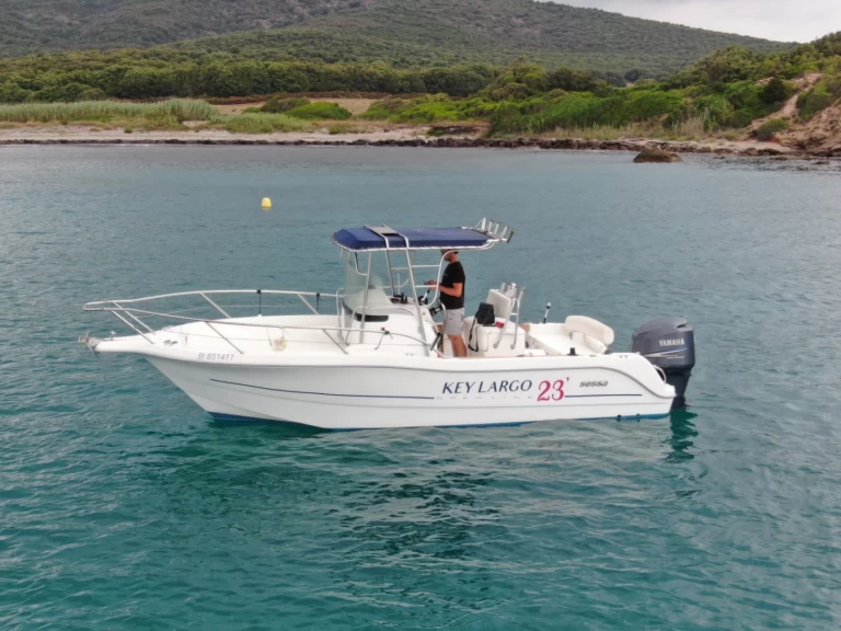 Hyr en Sessa Marine Key Largo 23 Macinaggio 