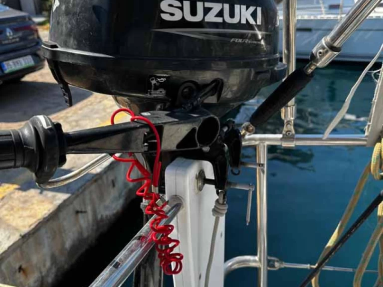 Hyr en Bénéteau Oceanis 38.1 Gocek 