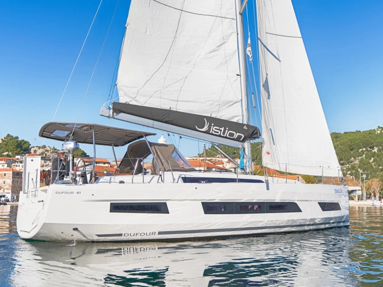Yacht charter Skradin billig Dufour 41
