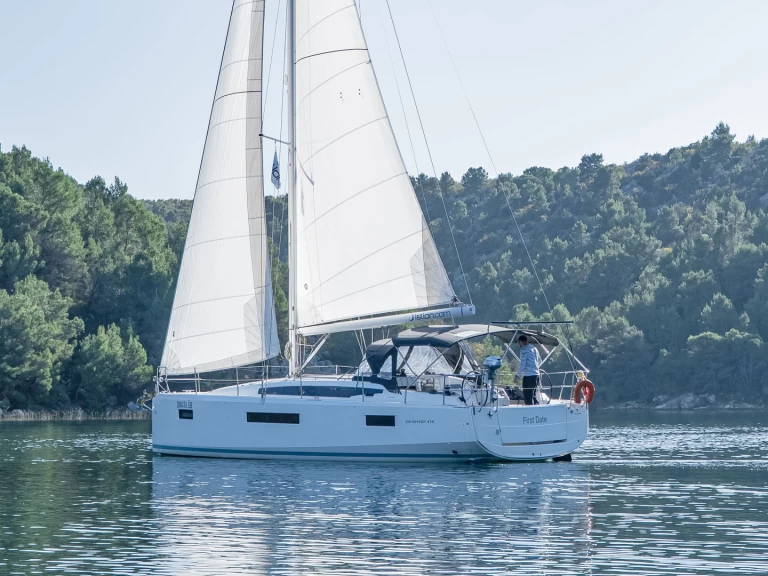 Båtuthyrning Jeanneau Sun Odyssey 410 i Skradin på Samboat 