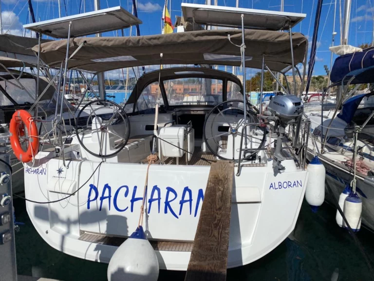 Yacht charter Palma de Mallorca billig Sun Odyssey 519