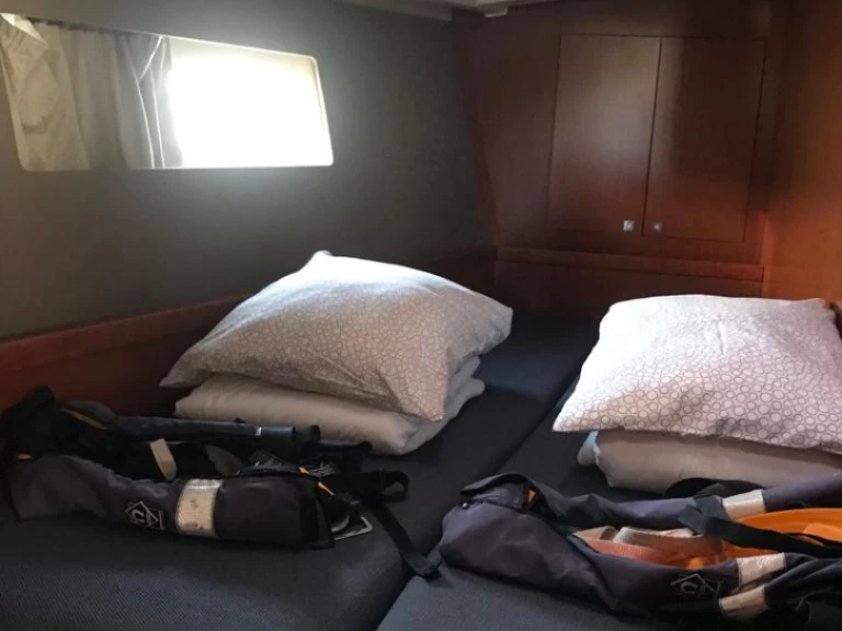 Yacht charter Palma de Mallorca billig Oceanis 45