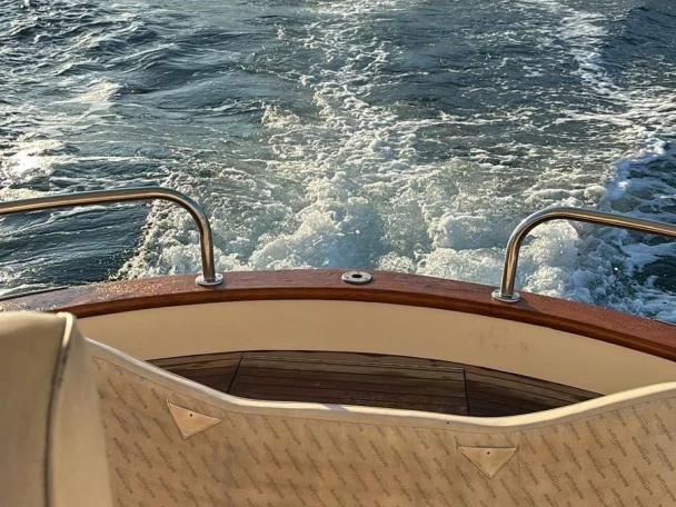 Apreamare Apreamare 7,5 charter bareboat eller skeppad i Sorrento