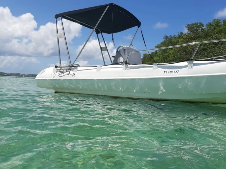 Uthyrning Motorbåt  i Le François - Whaly Whaly 500