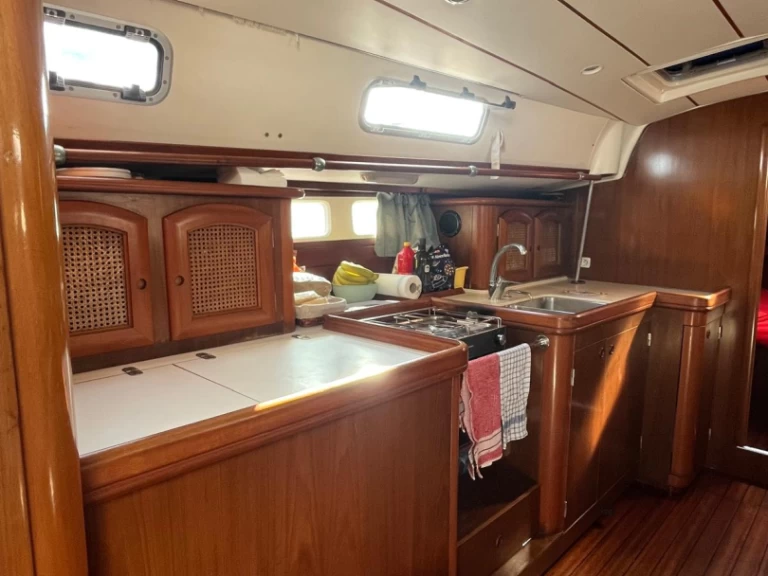 Uthyrning Segelbåt  sailboat med en båtlicens 