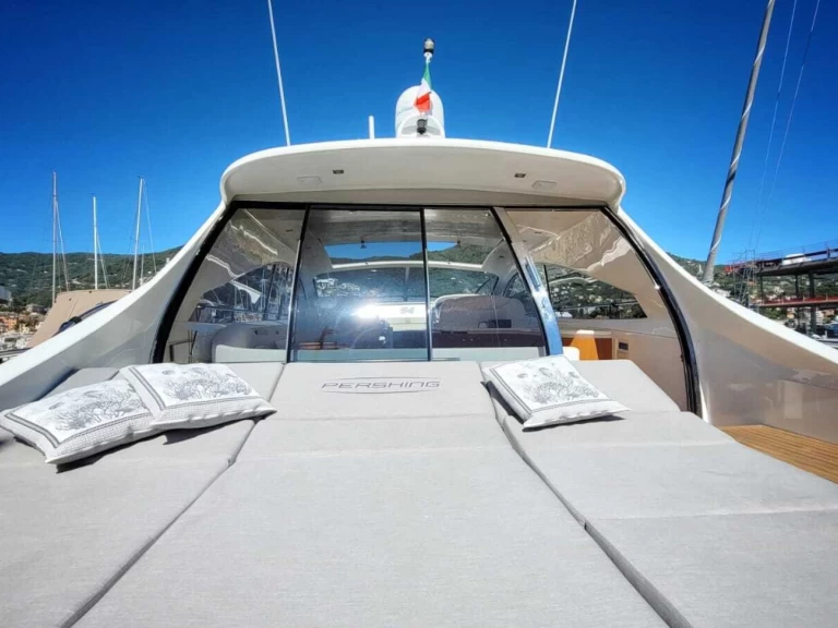 Yacht charter Portofino billig Pershing 65