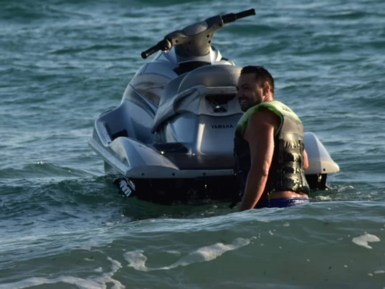 Uthyrning Jet ski i Torre Vado - Yamaha Yamaha VX