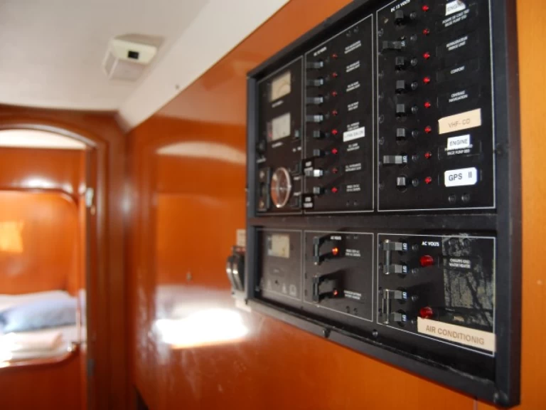 Lagoon Lagoon 410 charter bareboat eller skeppad i Cienfuegos