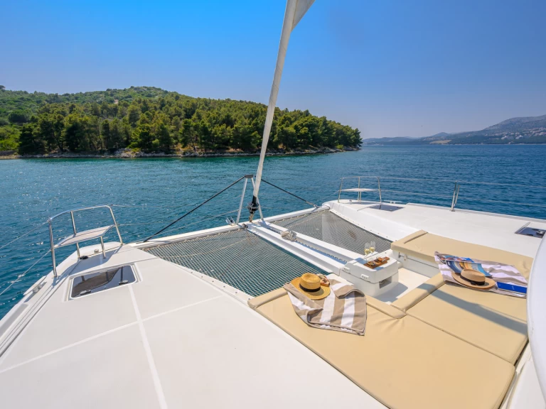 Yacht charter Trogir  billig Lagoon 46