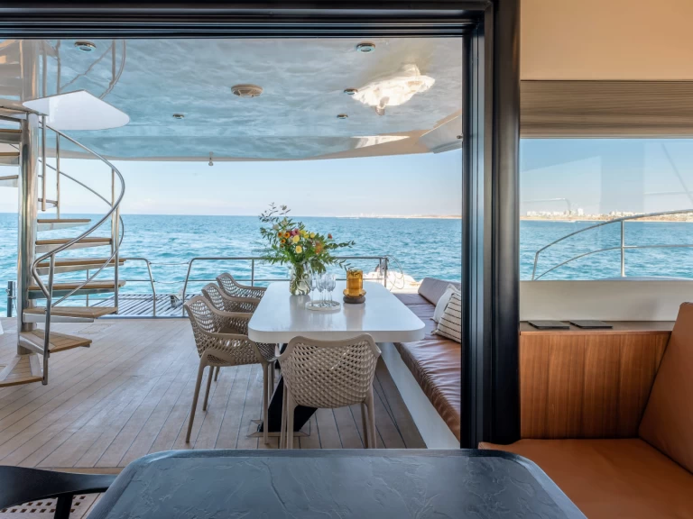 Uthyrning Katamaran  i Lavrio -  Catamaran J-Yachts