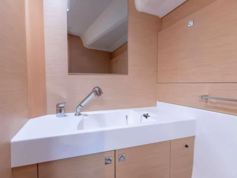 Segelbåt  för uthyrning Pisticci till det bästa priset 