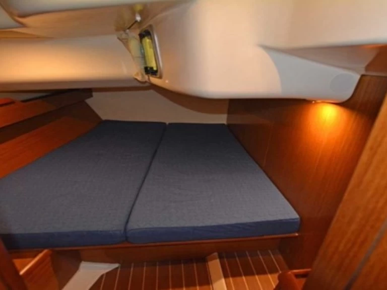 Uthyrning Pisticci - Jeanneau Sun Odyssey 49 av Samboat 