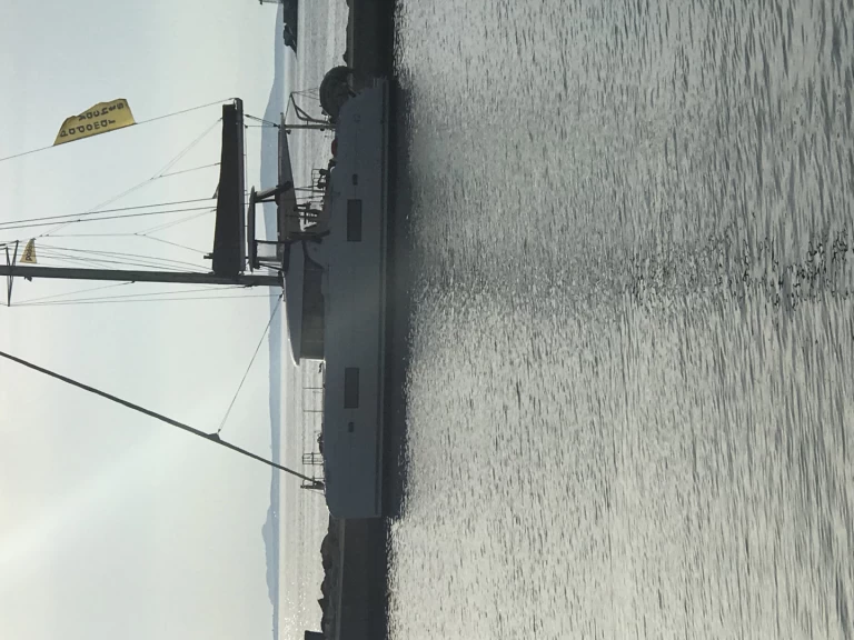 Hyra Katamaran  med eller utan skeppare Lagoon Lefkáda 