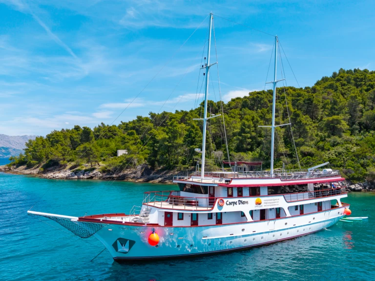 Båtuthyrning Unknown M/S Carpe Diem i Trogir  på Samboat 