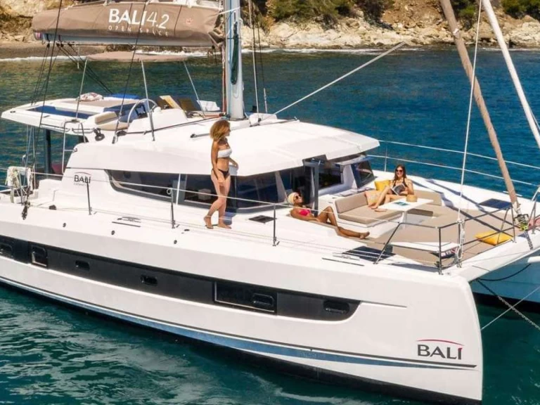 Yacht charter Ajaccio billig BALI 4.2 VI