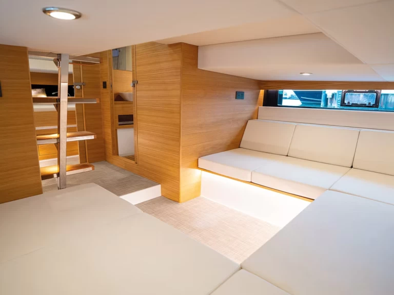 Motorbåt  för uthyrning Alyki till det bästa priset 