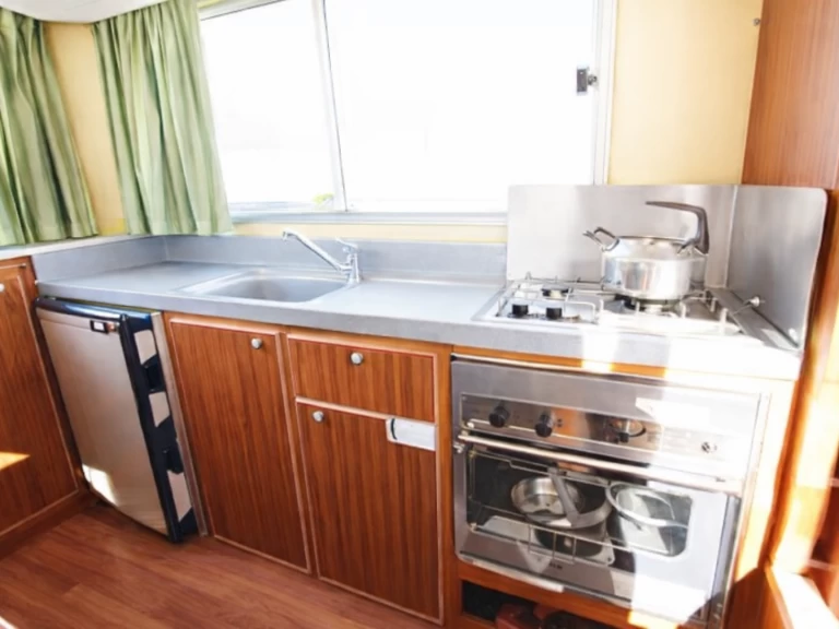 Uthyrning Kanalbåt i Saint-Jean-de-Losne - Locaboat Locaboat 935