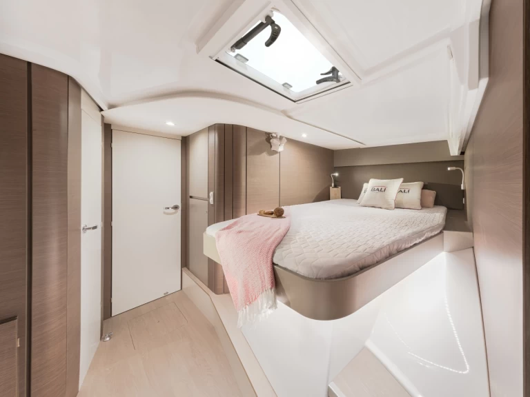 Hyr en Bali Bali Catspace Voile Ibiza Town 