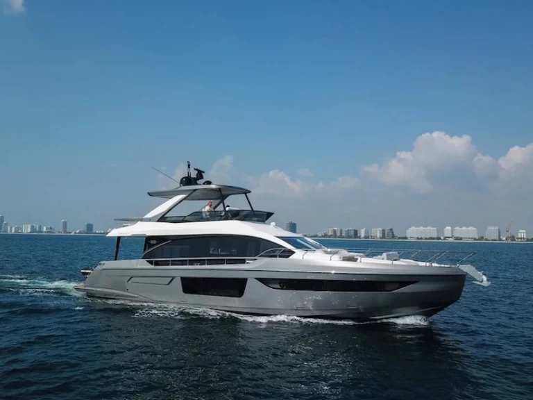 Båtuthyrning Azimut Azimut 68 Fly i Miami  på Samboat 