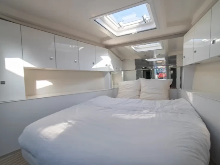 Hyra Motorbåt  med eller utan skeppare VanDutch Portofino 