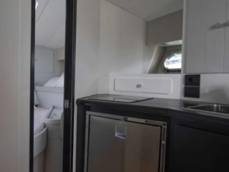 Hyr en Magnum 40 Portofino 