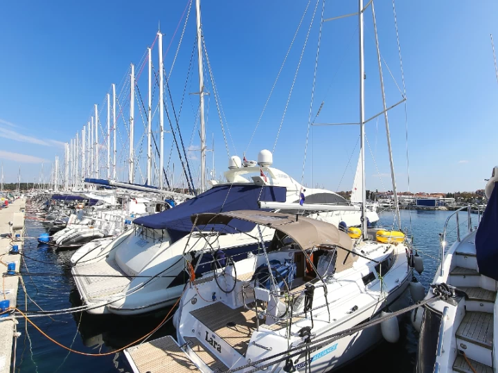 Båtuthyrning Bavaria Cruiser 34 i Zadar på Samboat 