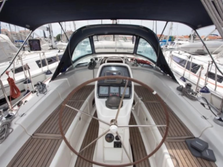 Uthyrning Segelbåt  Bavaria med en båtlicens 