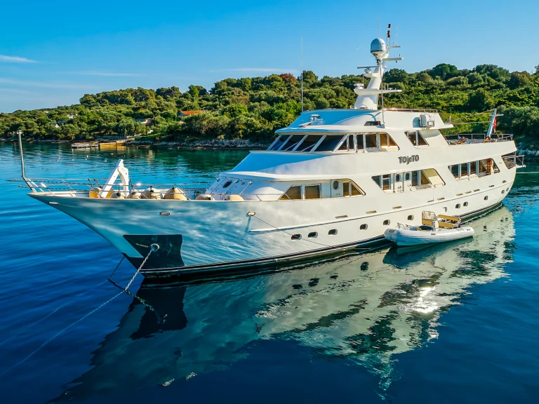 Hyr en Benetti Benetti Classic 115 Trogir  