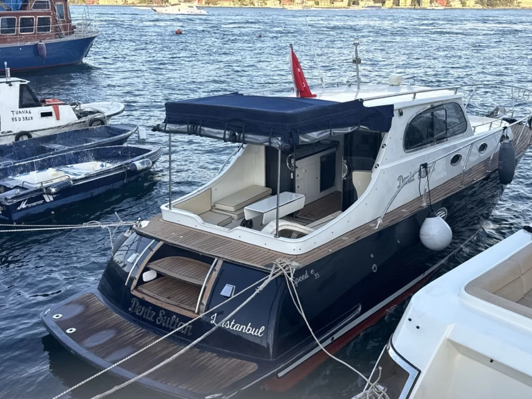 Uthyrning Motorbåt  i İstanbul -  Motoryacht