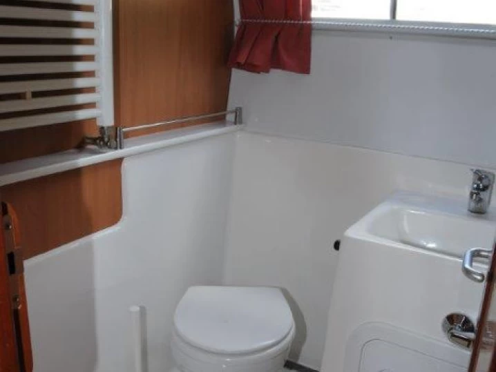 Yacht charter Lübz billig Tarpon 42 TP