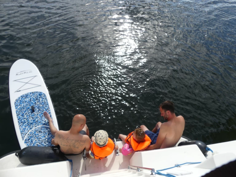  Tarpon 42 TP charter bareboat eller skeppad i Lübz