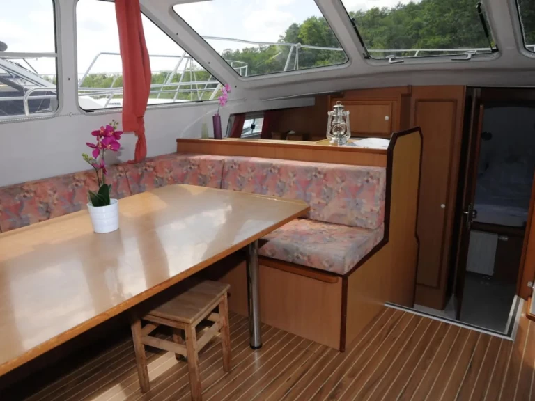 Hyr en  Tarpon 42 TP Lübz 