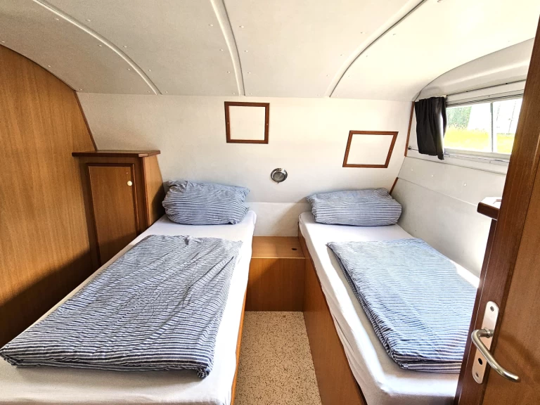 Motorbåt  för uthyrning Lübz till det bästa priset 